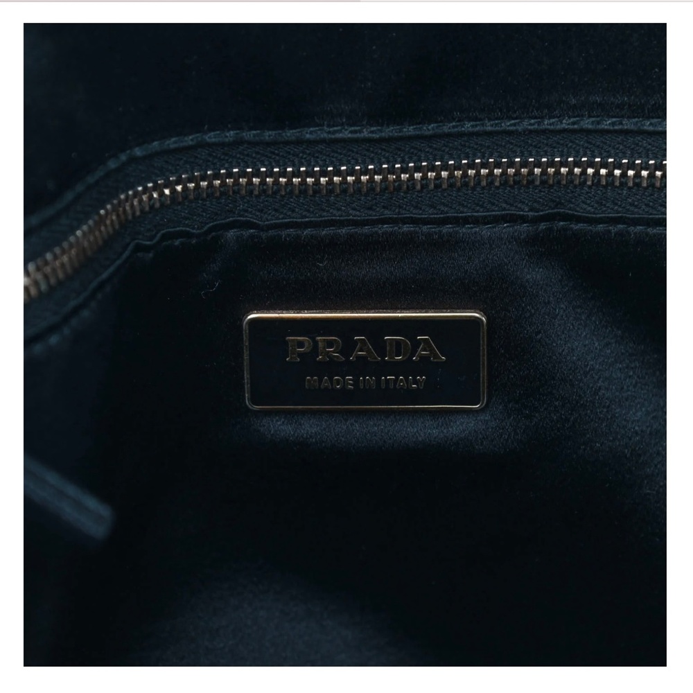 Authentic PRADA Saffiano Lux Large Promenade Tote in Black - Picture 8 of 11